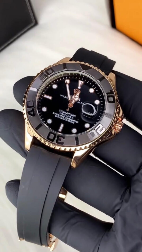 ROLEX YACHT MASTER